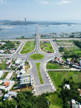 Mặt tiền đường Sa Huỳnh Dung Quất, ngay Cầu Cổ Lũy, sổ hồng có sẵn, giá đầu tư