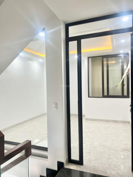 Siêu vip bán căn nhà 4 tầng 50.4m2 cực đẹp mặt vườn hoa tại Him Lam Hùng Vương LH 0977 942 670