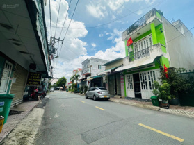 Đất MT đường 109 Phước Long B đường 8m xây dựng tự do - đường thông thoáng - sổ vuông vức thẳng tấp