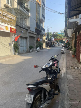 Nguyễn Sơn, Long Biên - mặt ngõ to như mặt phố, 2 mặt thoáng trước sau, kinh doanh, giá đầu tư