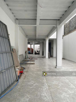 Cho thuê nhà nguyên căn Lê Văn Miến 1 trệt 3 lầu trống suốt - cạnh trường Quốc Tế. Giá 147tr/th