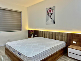 Chính chủ bán CH 68m2 2PN BC view thoáng nhìn toàn cảnh nhà full đồ đẹp, giá 4.7tỷ có thương lượng