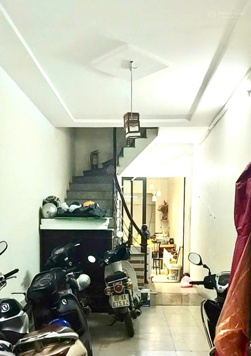 CC bán nhà riêng hàng siêu hiếm ngõ 92 Thanh Nhàn, ô tô tải đỗ cửa, xe sedan hạng A vào nhà