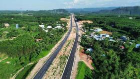 Bán lô đất vườn có 400m2 có đất ở mặt đường vành đai, cách TT Thành phố chỉ 15km, giá tốt ĐT