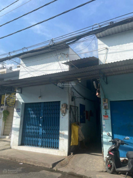 Dãy trọ đầu tư đang kinh doanh tại khu công nghiệp Mỹ Phước 1 Bến Cát Bình Dương sát đường QL13