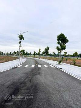 Hàng hiếm! Bán liền kề Riverview Lương Sơn, 93m. Giá bán 1,8 tỷ đầy đủ tiện ích, view sông