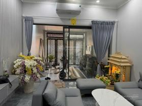 Bán gấp nhà đẹp giá rẻ tại TP Dĩ An, giá chỉ 3ty950. Vị trí sát Làng Đại Học TPHCM
