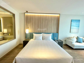 Bán nhanh giá 2 tỉ căn hộ mặt biển A La Carte tầng cao, view trực diện Vịnh HL. Call: 0366 013 666