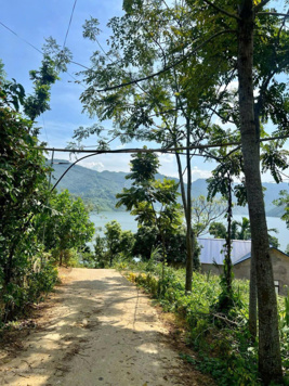 Cực hiếm có - sổ đẹp - 1 mặt bám lòng hồ Hòa Bình - 1 mặt bám đường bê tông - vay quanh toàn dự án