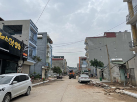 Chính chủ cần tiền bán nhanh lô đất làn 2 trục chính Lãm Làng, phường Vân Dương giá bán nhanh