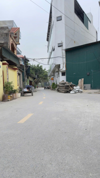 Bán nhanh lô đất duy nhất làn 2 sứ Long Phương - Tiên Xá - Hạp Lĩnh. DT: 87,5m2 + MT: 7m + hướng ĐN