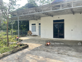 Lô góc 2 mặt tiền DT 367m2/60m2 ONT, sẵn nhà cấp 4 siêu đẹp mặt đường lớn liên xã rộng 10m