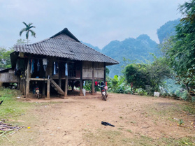 Cần bán 1200m2 đất nghỉ dưỡng tại Tân Lạc, Hoà Bình. Giá chỉ 5xx triệu, LH 0984 952 921