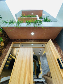 Bán nhà đẹp gần biển Nguyễn Tất Thành nhiều tiện ích, full nội thất, Hòa Minh, Liên Chiểu