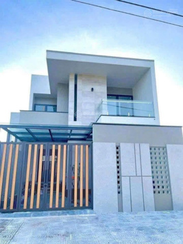 Nhà 8x12 ngay Bửu Long Biên Hòa, 2 tỷ sổ riêng thổ cư đường xe hơi 6m