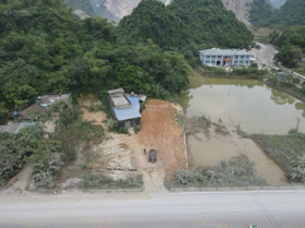 Bán đất bám đường Hồ Chí Minh bám hồ 40km về HN