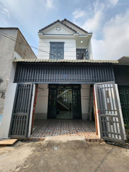 Bán nhà 1 trệt 1 lầu ngay Chợ Phú An ngang 5x15m chỉ 2tỷ7 TL Chính Chủ