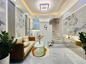 Cuối năm cần tiền bán gấp nhà đẹp đang cho thuê 8tr/tháng gần Coopmart 80m2 giá TL SHR
