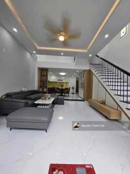 Bán gấp nhà gần ngã tư Chiêu Liêu 3PN, 3WC, 70m2 tại Tân Đông Hiệp, Dĩ An, Bình Dương