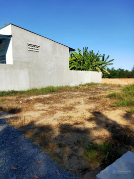 Bán lô đất đường Nguyễn Hữu Trí gần dự án Eco Park, 5x18, full thổ, SHR, 90m, 900 tr.LH 0867 990 174