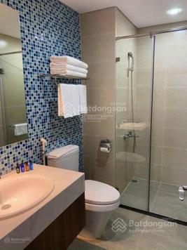 Cho thuê căn hộ chung cư Ramada by Wyndham Ha Long Bay view giá rẻ T9/2024
