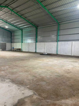 Cho thuê 3 kho 200 đến 1.000 m2 kế phòng bán vé xe Phương Trang và Xe Mỹ Duyên