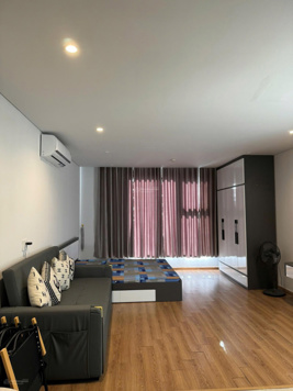 Chính chủ cho thuê căn hộ 1PN tại Green Bay Garden, giá chỉ 5 triệu VND