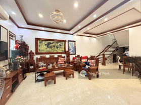 Bán nhà dân xây 86m2 sân cổng ngay 193 phố Văn Cao