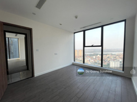 Bán căn Sunshine City góc 3PN 104,1m2 mới view sông Hồng tầng cao - 7,5 tỷ (như ảnh) - hướng mát