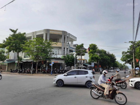 Cho thuê một phần hoặc nguyên tòa nhà 2 mặt tiền 511 Phan Đình Phùng