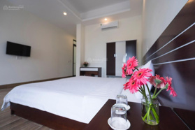 Cho thuê phòng khách sạn theo tháng, có điều hòa, nóng lạnh, giá: 2.5tr/tháng