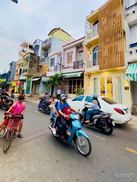 Nhà mặt tiền đường Số 5, Bình Hưng Hòa A, 1 trệt. 1 lửng 2 lầu, 3 phòng, 3WC đúc BTCT giá 3 tỷ 750