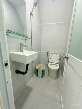 Bán gấp nhà giá siêu hời tại Cống Quỳnh, Q1, 32m2, 2,15 tỷ