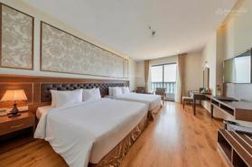 Quá sốc! Chủ ngộp giảm ngay 10tỷ, khách sạn 7 tầng mặt tiền gần đường 2 tháng 9: Thu 80tr/th, 262m2