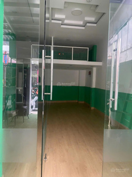Cho thuê mặt tiền Phú Giáo Quận 5, 3 tầng chỉ 22tr/tháng