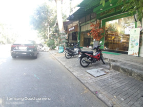 Cho thuê mặt bằng 96 m2 số 6 Bùi Bằng Đoàn, PMH 4.5 x 12. Trệt, lầu. Giá 25 tr/th. LH: 0961 830 816