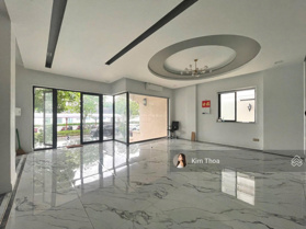 Tầng trệt 9x20m Vạn Phúc, ngăn 2 phòng, không gian thoáng, thang máy máy lạnh, hầm xe. Giá rẻ 16tr
