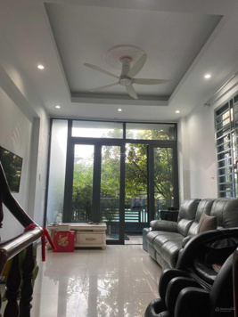 Nhà 4 lầu 2 MT Tây Thạnh, chuẩn Châu Âu đúc tấm kiên cố, 2 sân thượng + tầng hầm 7.7 tỷ