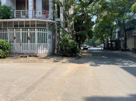 Bán liền kề Văn Quán, 83m2, đường thông, kinh doanh siêu đỉnh, giá 1x tỷ, sổ đỏ giao dịch luôn