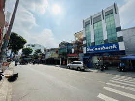 Bán nhà MT Vườn Lài (5x25m vuông) nhà 3 tầng kiên cố, cách Lũy Bán Bích 50m, kế Sacombank, cực đẹp