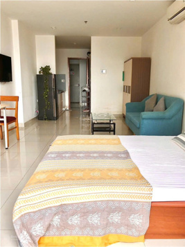 Cho thuê căn hộ Sky Center - Tân Bình, 36m2, officetel 36m2, full NT, giá 9tr LH 0933 481 089