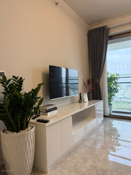 Bán gấp căn hộ Midtown 2pn diện tích 98m2 view thoáng mát không chắn view siêu đẹp,gía tốt nhất