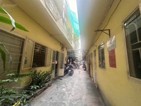 Chính chủ bán gấp - Hoàng Hoa Thám - chợ Cây Quéo - kế Phan Xích Long - hẻm ô tô - giá rẻ