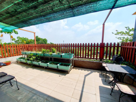 Cho thuê 2PN, full nội thất, chung cư Luxgarden Q7, giá 12tr. LH 0978 272 427Zalo)