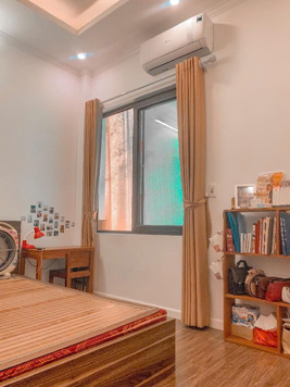 GIA ĐÌNH CẦN BÁN NHÀ TẠI CẦU GIẤY-NẰM TRONG KHU VỰC SẦM UẤT- KINH DOANH ĐỈNH CAO