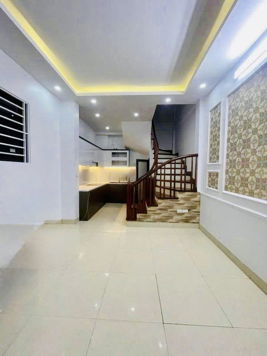 Nhà Lô Góc Pháo Đài Láng - 5 Tầng, Hai Thoáng, Kinh Doanh Nhỏ - Giá Chỉ 7.8 Tỷ! 31/35m2