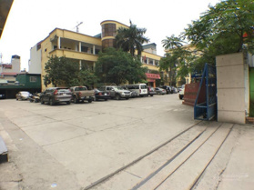 Cho thuê kho Giải Phóng - Giáp Bát diện tích 99k/1m2 xe container, ngay mặt phố Giải Phóng