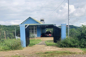 Khu đất thổ cư 7.950m2, có nhà xây, mặt tiền đường lớn. View đẹp. Giá 10,6 tỷ