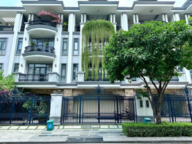 Cho thuê tòa nhà Full nội thất văn phòng Vạn Phúc City, 7x21m - 5 tầng - Vị trí đẹp khu vực sầm uất