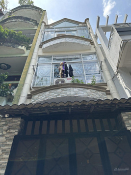 Bán nhà Nguyễn Trọng Tuyển, Phú Nhuận - 1 trệt 2 lầu - 52m2 chỉ 8 tỷ 150tr